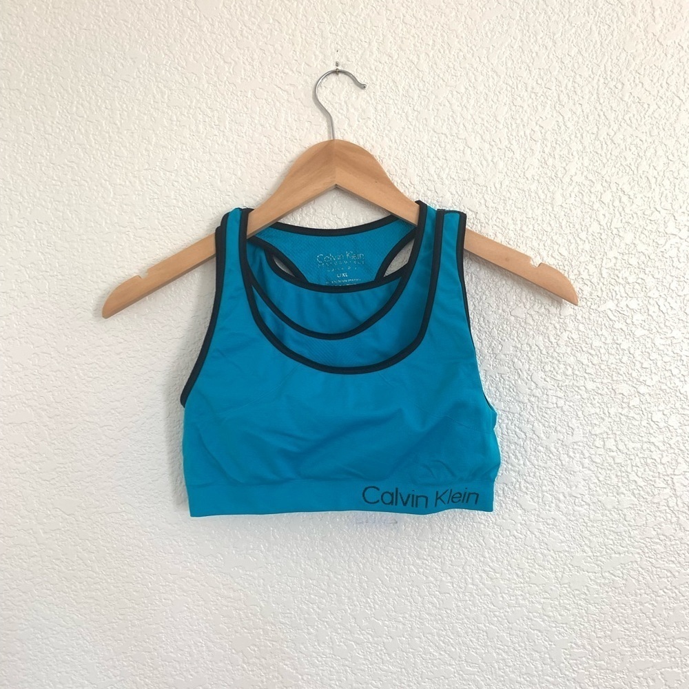 Calvin Klein | Blue double layer exercise bra size large